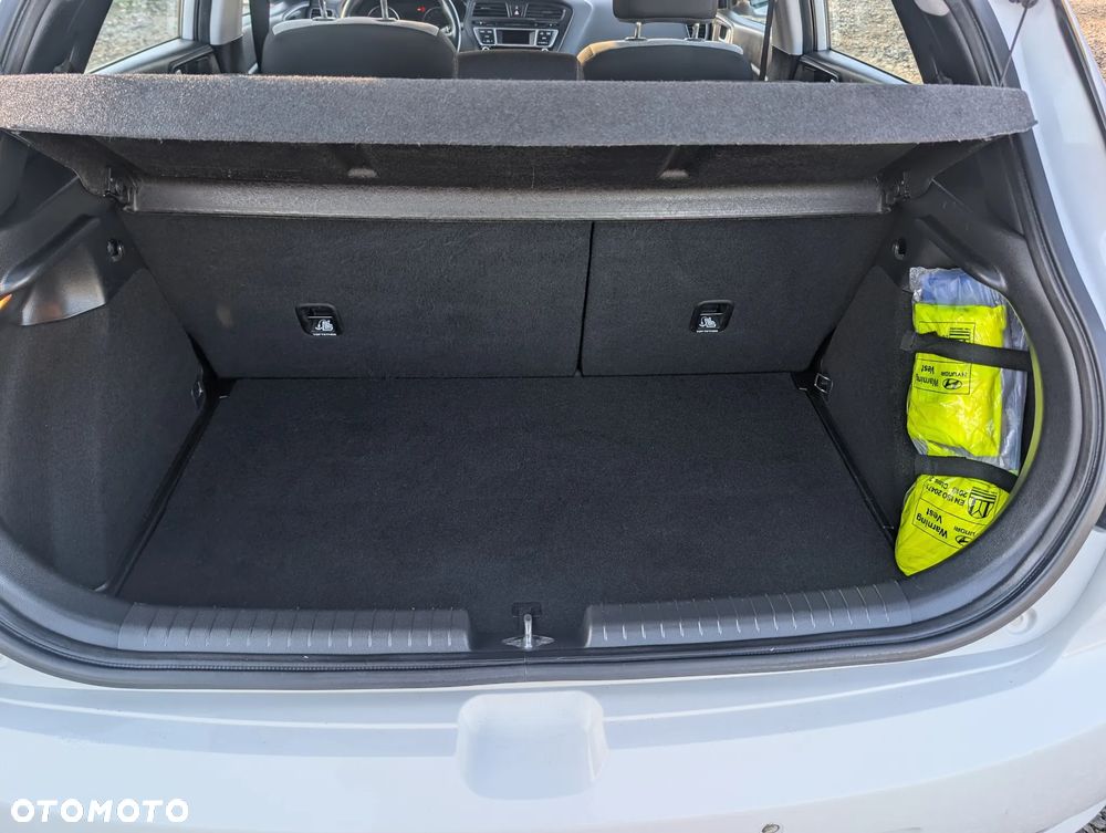 Hyundai i20 1.2 BlueDrive Comfort - 8