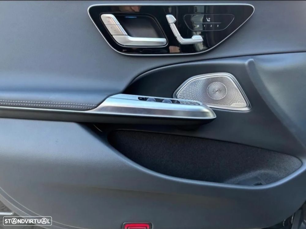 Mercedes-Benz E 300 de 4Matic All-Terrain - 11