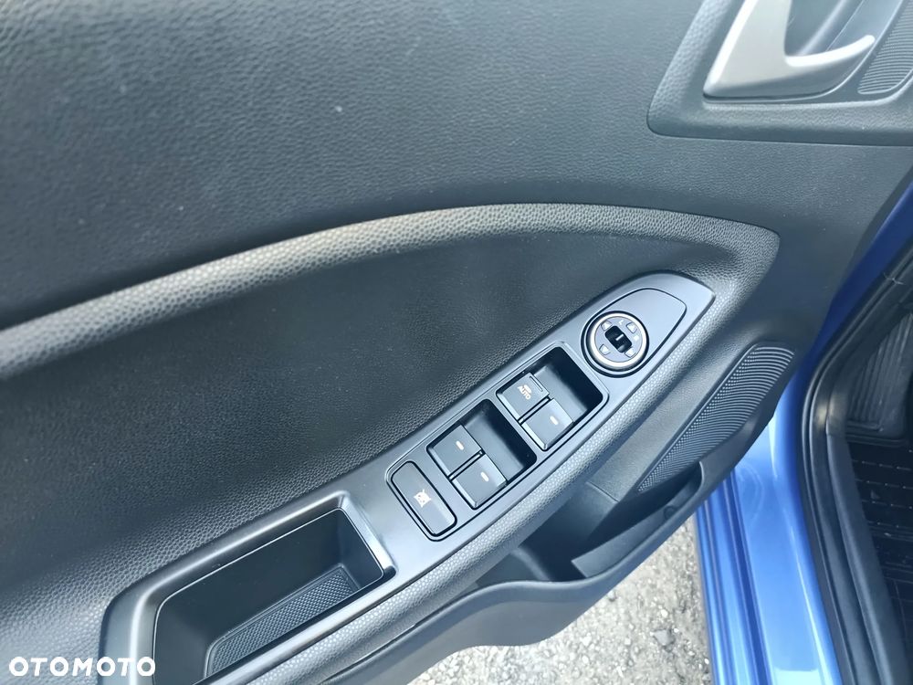Hyundai i20 blue 1.2 Select - 14