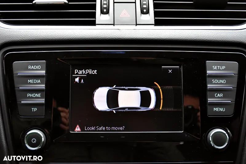 Skoda Octavia 2.0 TDI DSG Style - 8