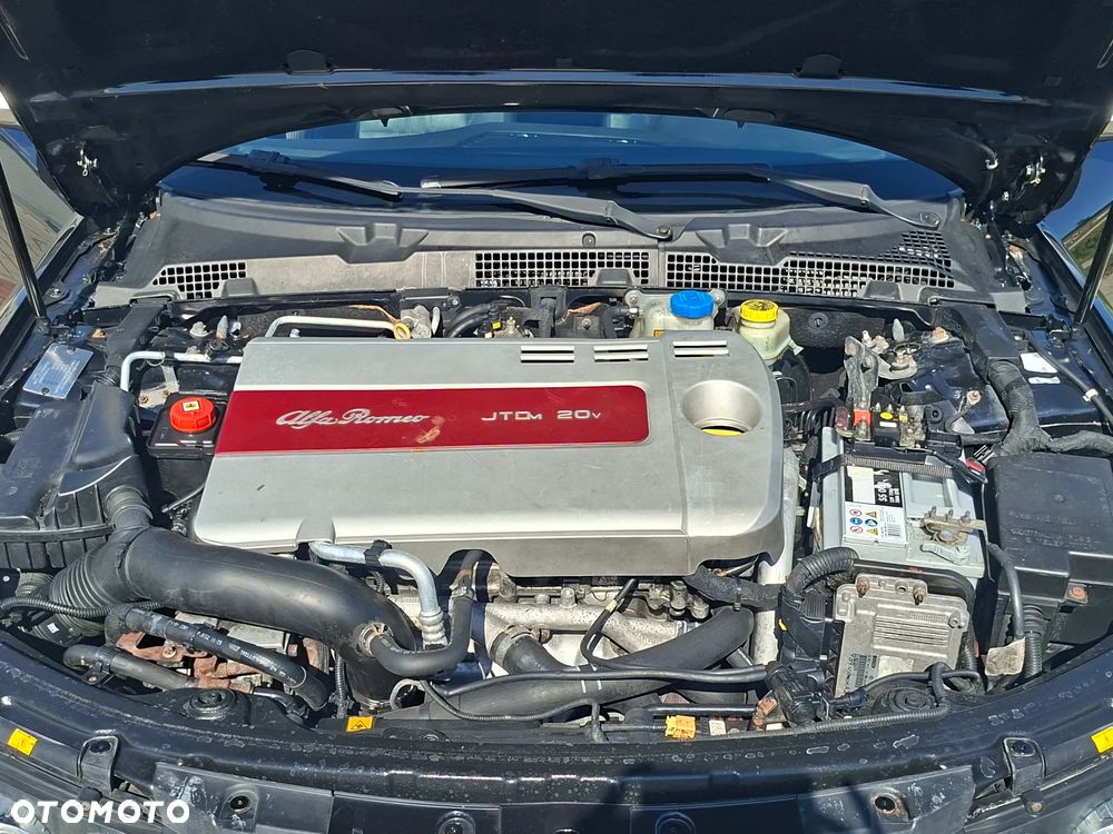 Alfa Romeo 159 2.4 JTDM 20V DPF Q-Tronic ti - 17