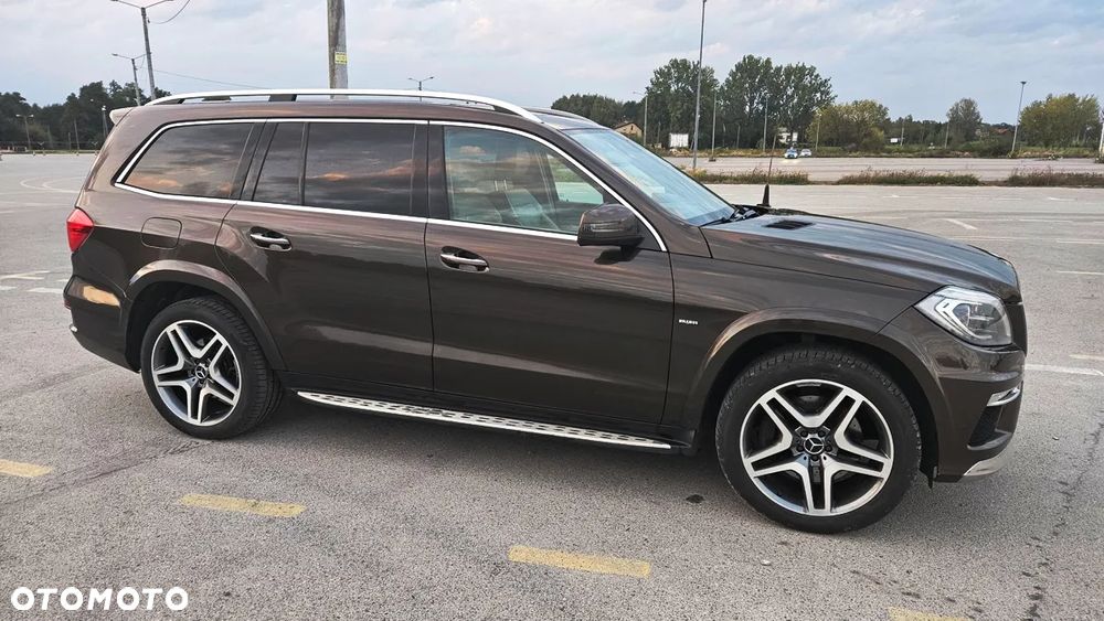 Mercedes-Benz GL 350 BlueTec 4-Matic - 8