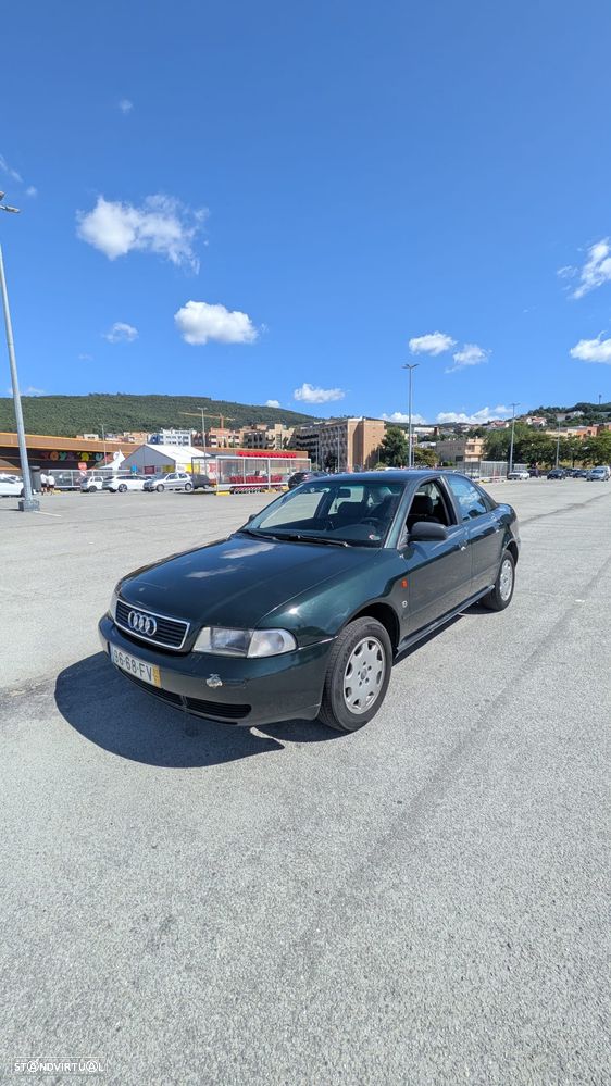 Audi A4 1.9 TDI Confort - 3