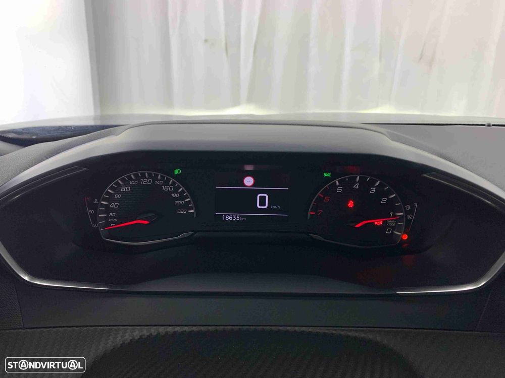 Peugeot 2008 1.2 PureTech Style - 8