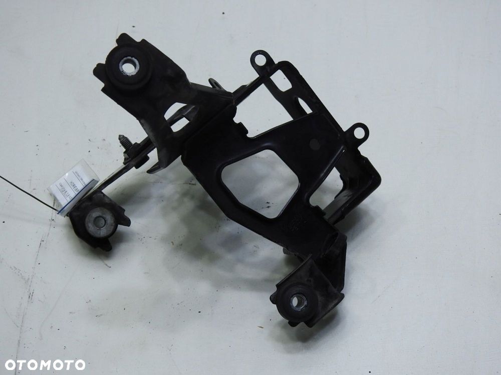 UCHWYT MOCOWANIE POMPY ABS OPEL ZAFIRA B - 6