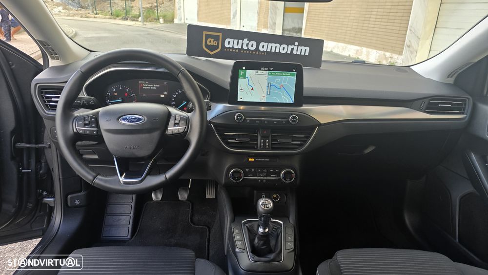 Ford Focus 1.0 EcoBoost Titanium - 21