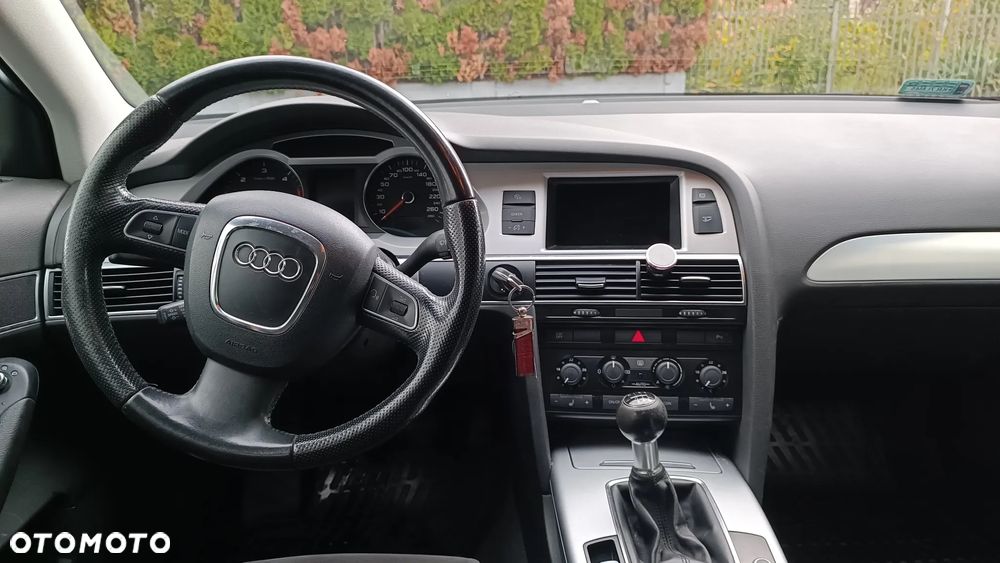 Audi A6 - 12