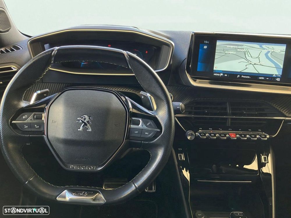 Peugeot 2008 1.2 PureTech GT Line EAT8 - 11