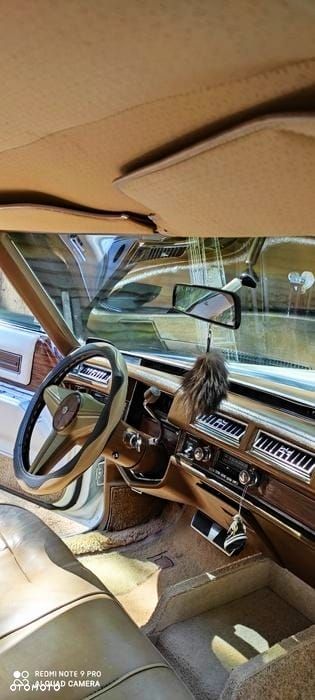 Cadillac Deville - 5