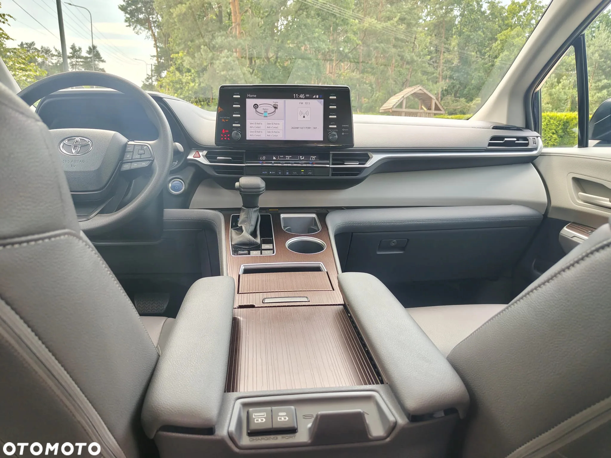 Toyota Sienna - 28