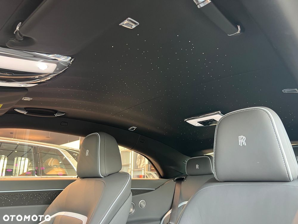 Rolls-Royce Spectre - 13