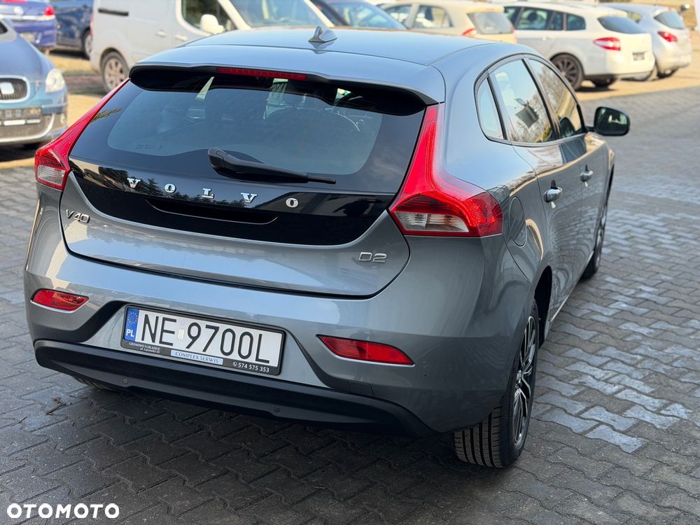 Volvo V40 - 10