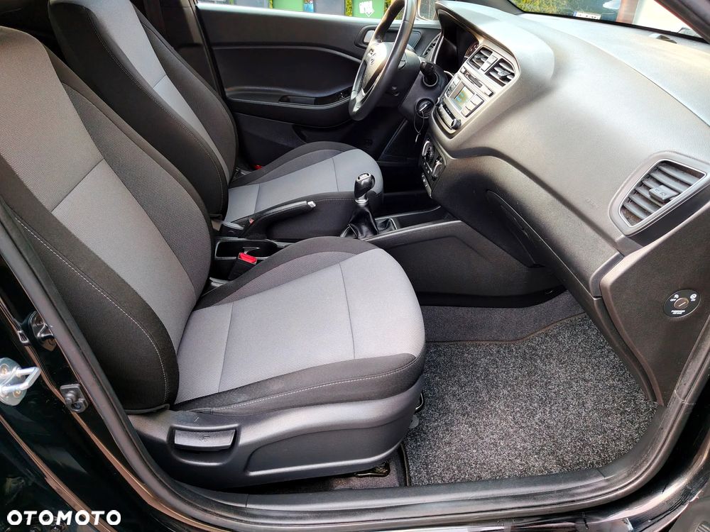 Hyundai i20 1.25 Style - 32