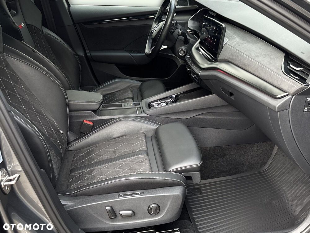 Skoda Octavia 2.0 TDI RS DSG - 8