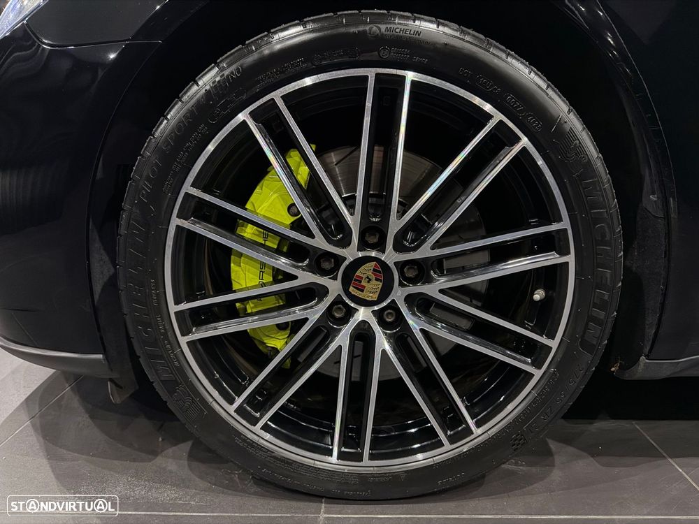 Porsche Panamera Sport Turismo 4 E-Hybrid - 39