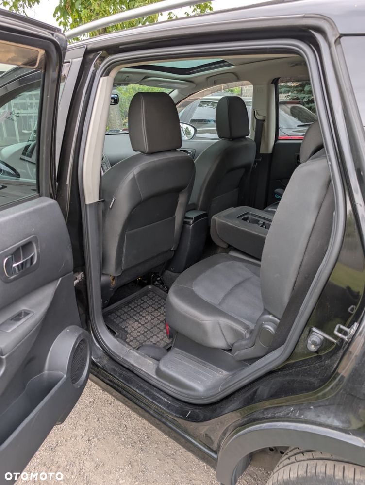 Nissan Qashqai+2 - 9