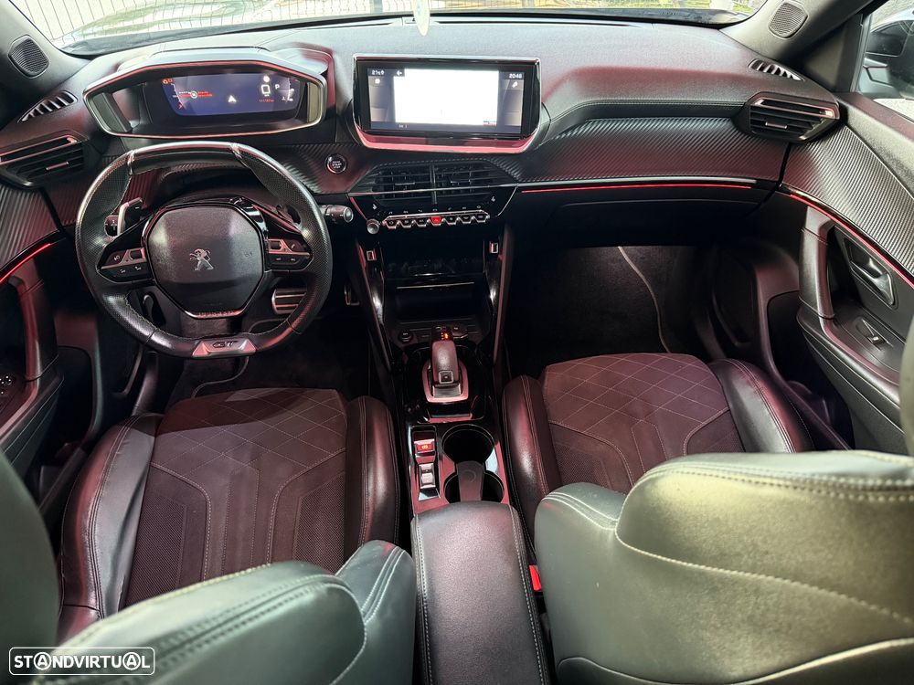 Peugeot 2008 PureTech 155 EAT8 GT Pack - 15