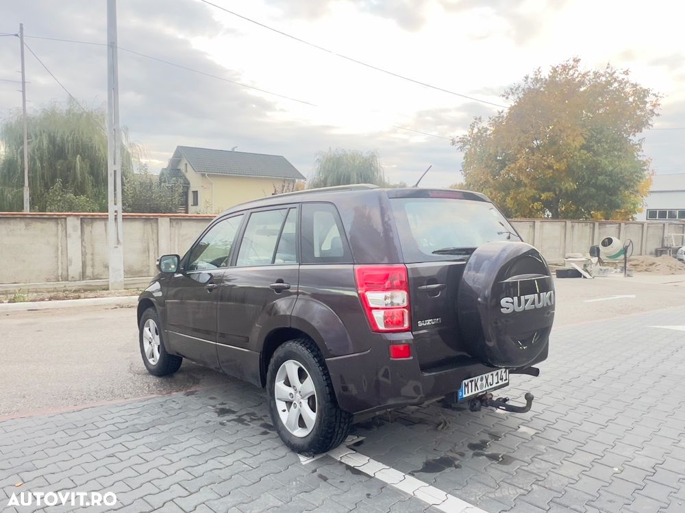 Suzuki Grand Vitara 2.4 Automatik Comfort Limited - 3