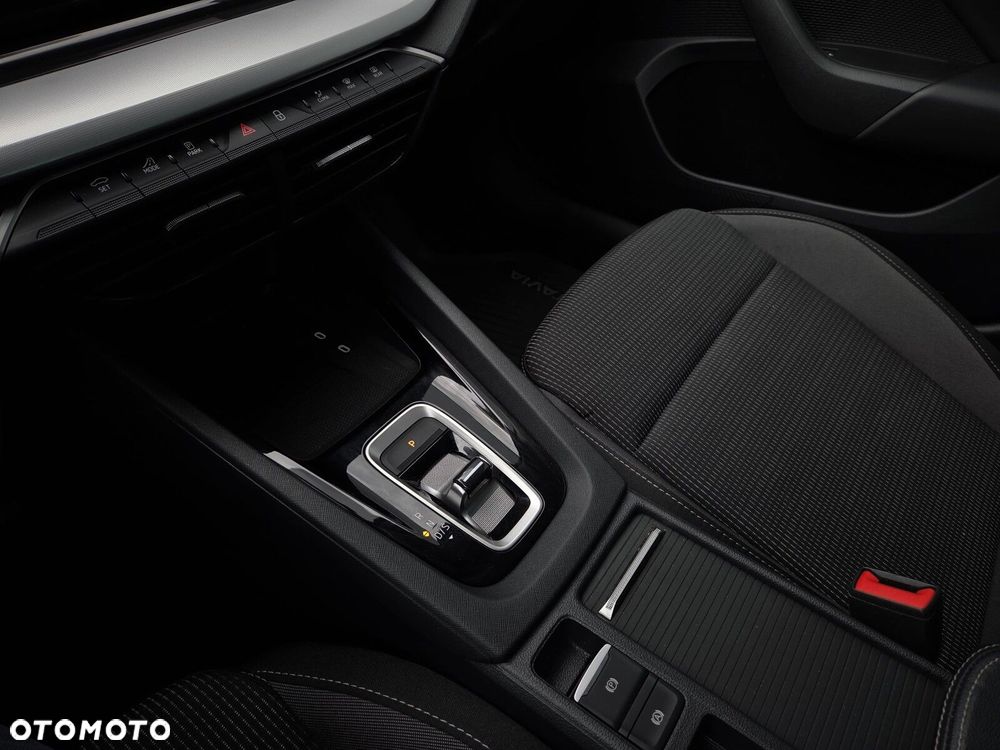 Skoda Octavia 1.5 TSI mHEV Selection DSG - 13