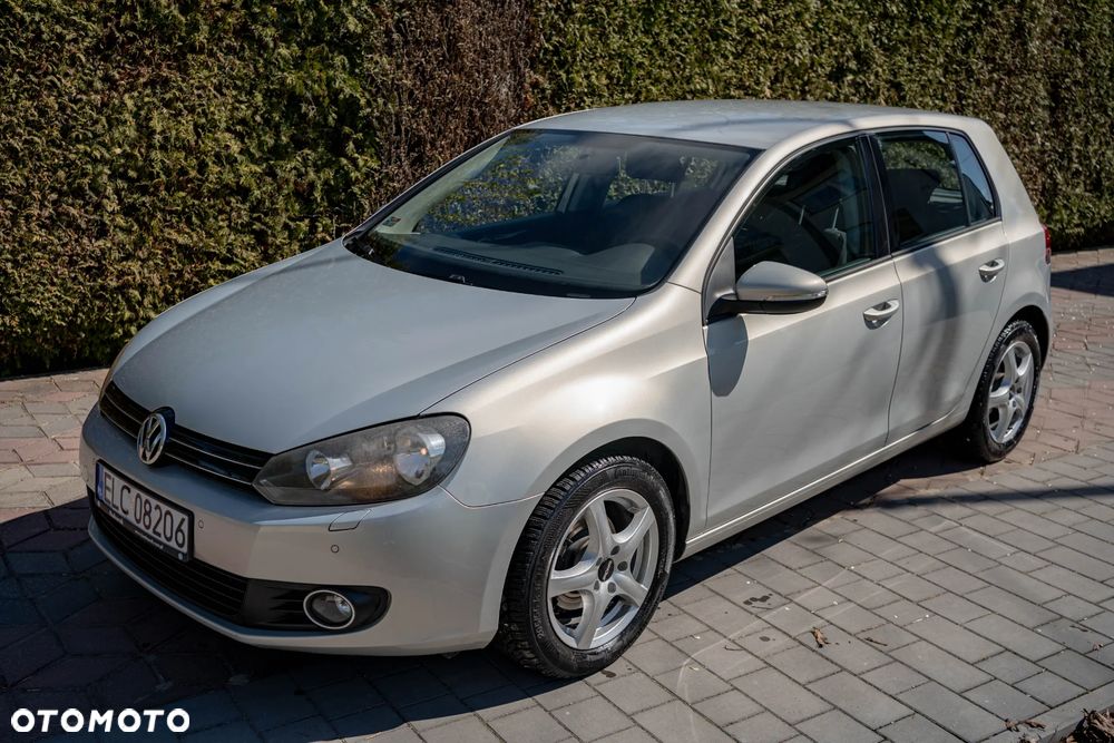 Volkswagen Golf 1.2 TSI BMT Comfortline - 2