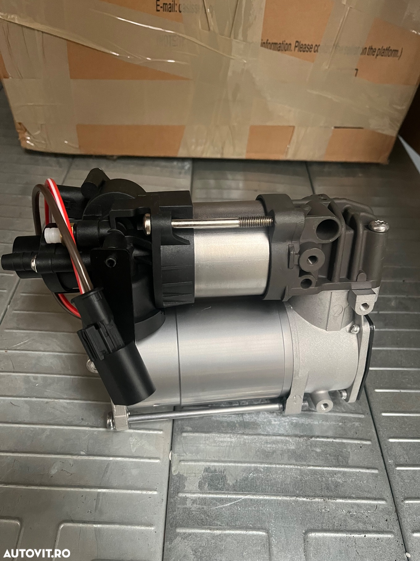 Compresor perne aer bmw seria 7 seria 5 g11 g12 g30 nou complet - 3