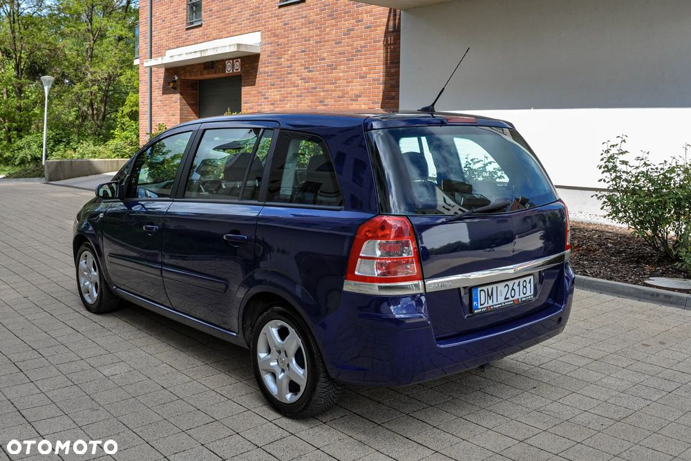 Opel Zafira - 3
