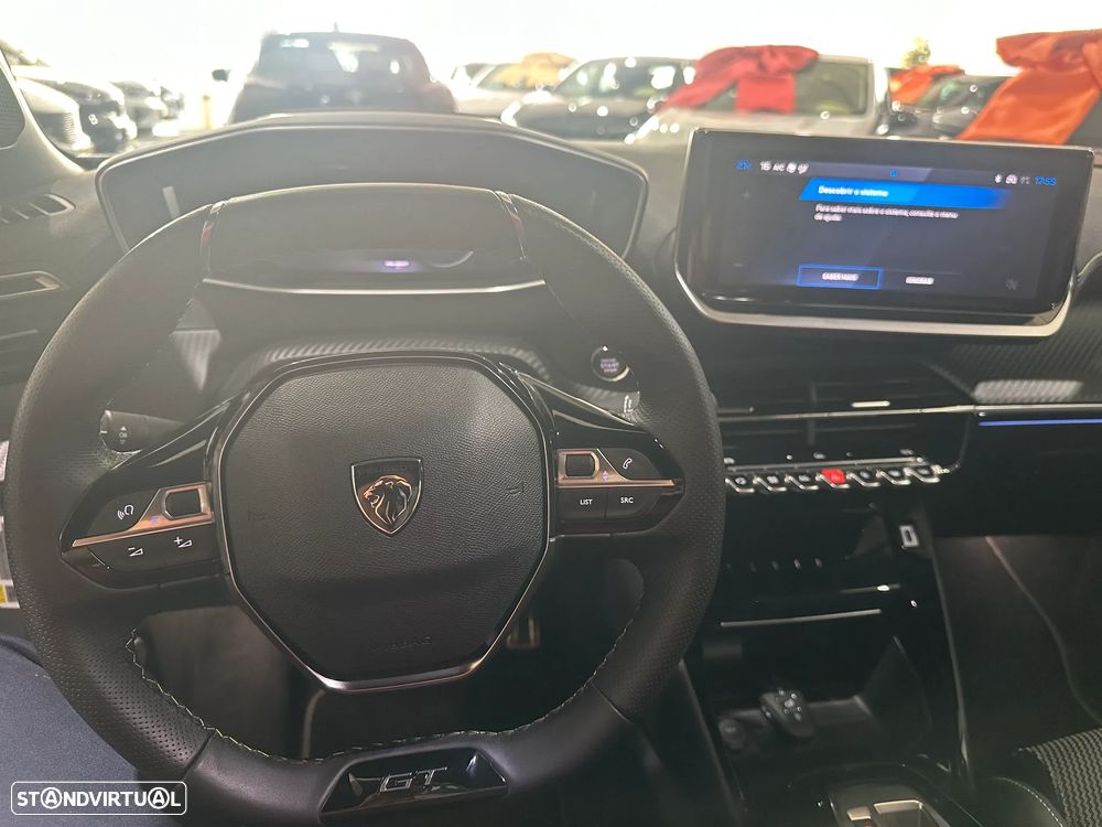 Peugeot e-2008 GT - 10