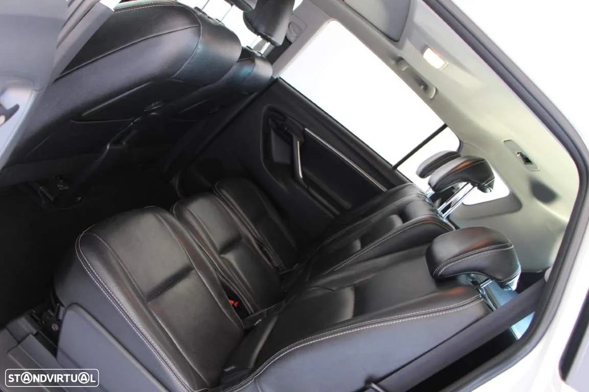 Toyota Verso 1.6 D-4D Exclusive - 6