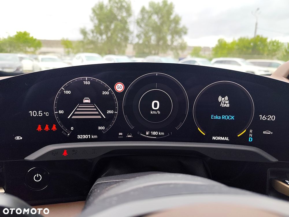 Porsche Taycan Turbo - 18