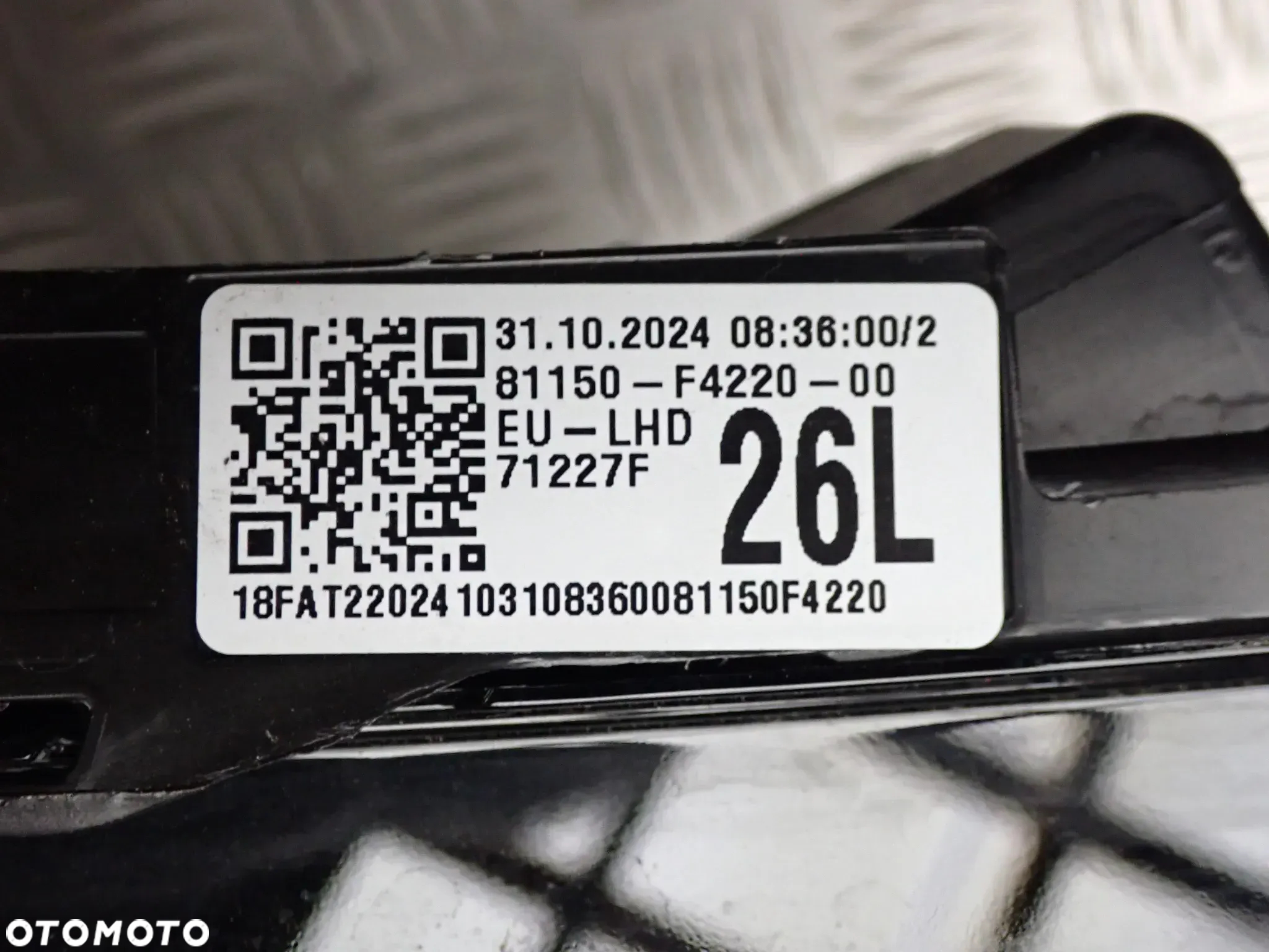 LAMPA LEWY PRZÓD TOYOTA CHR  CHR II  81150-F4220-00  3000 ZŁ - 10
