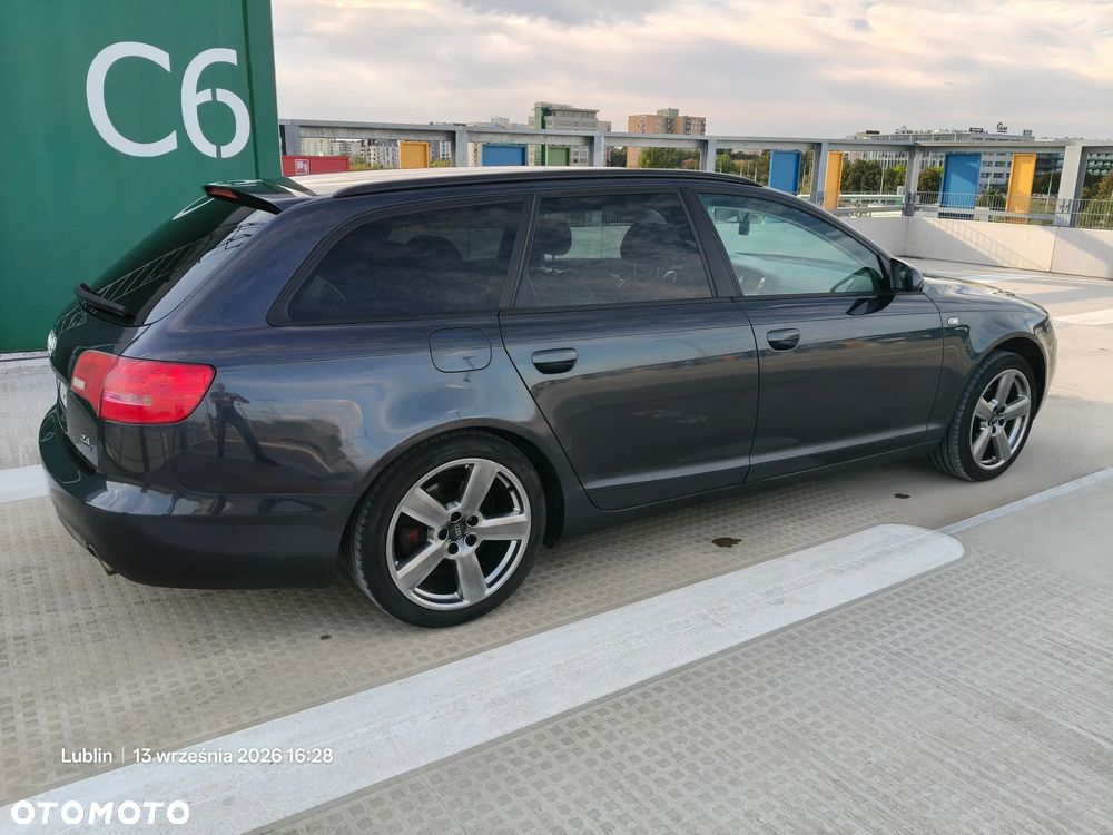 Audi A6 Avant 2.4 quattro - 2