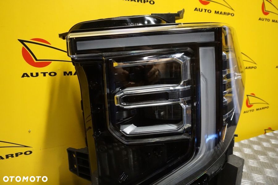 GMC SIERRA 1500 2022 - REFLEKTOR LAMPA PRZÓD LED LEWA SREBRNA USA - 3