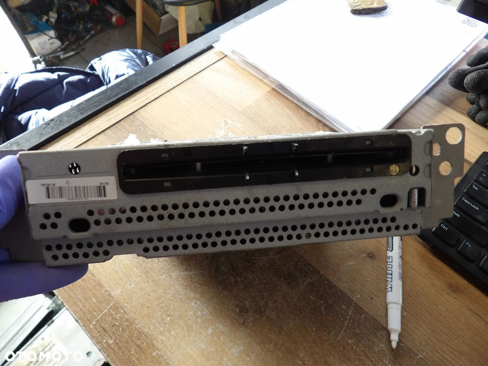 BMW - F45,F39,F22 - RADIOODTWARZACZ - CD - 6821155 - 1