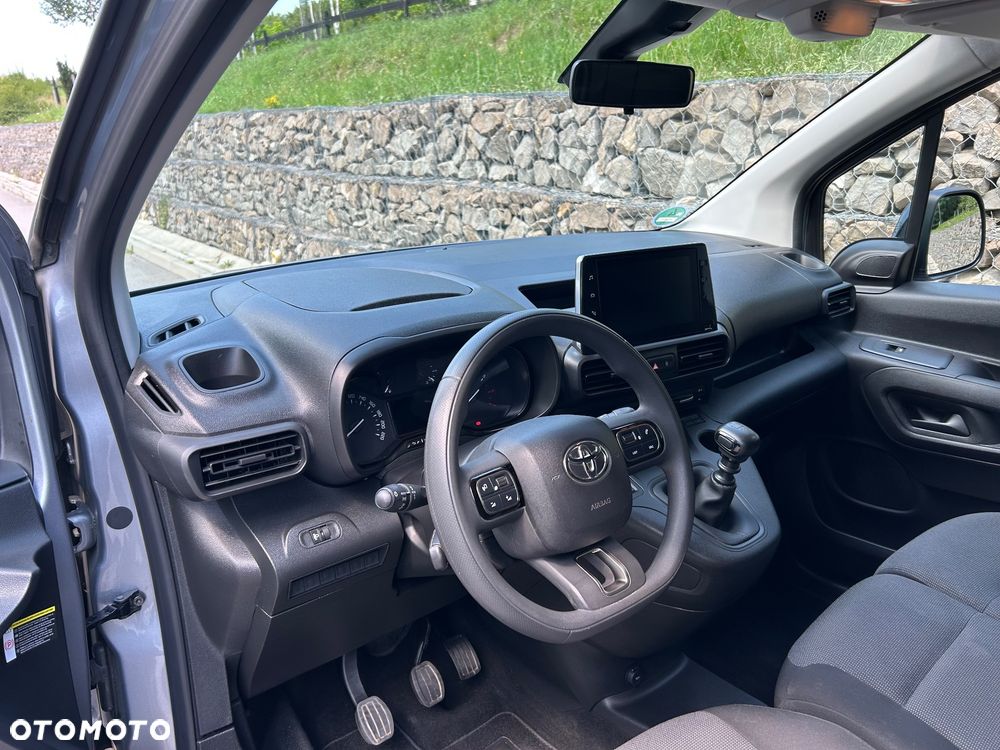 Toyota Proace City - 14