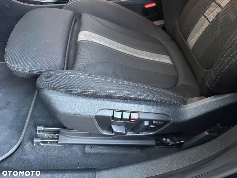 BMW X2 xDrive20d Advantage - 9