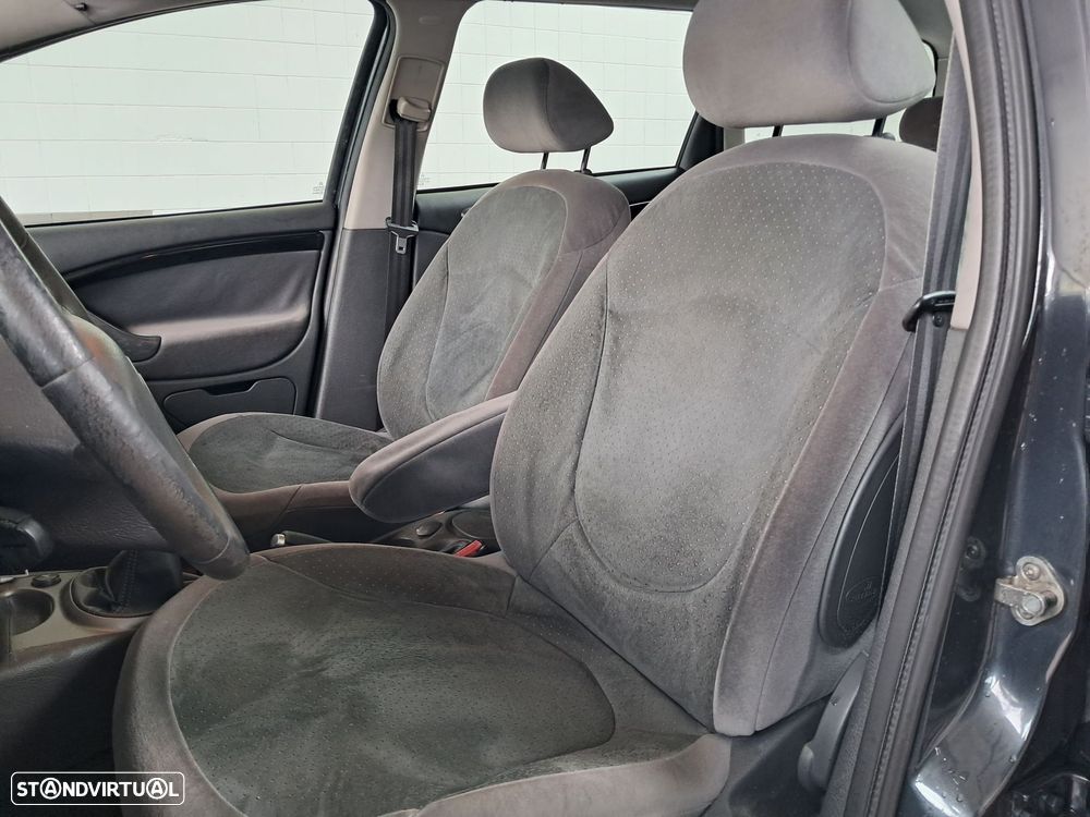 Citroën C5 Break 1.6 HDi SX - 11