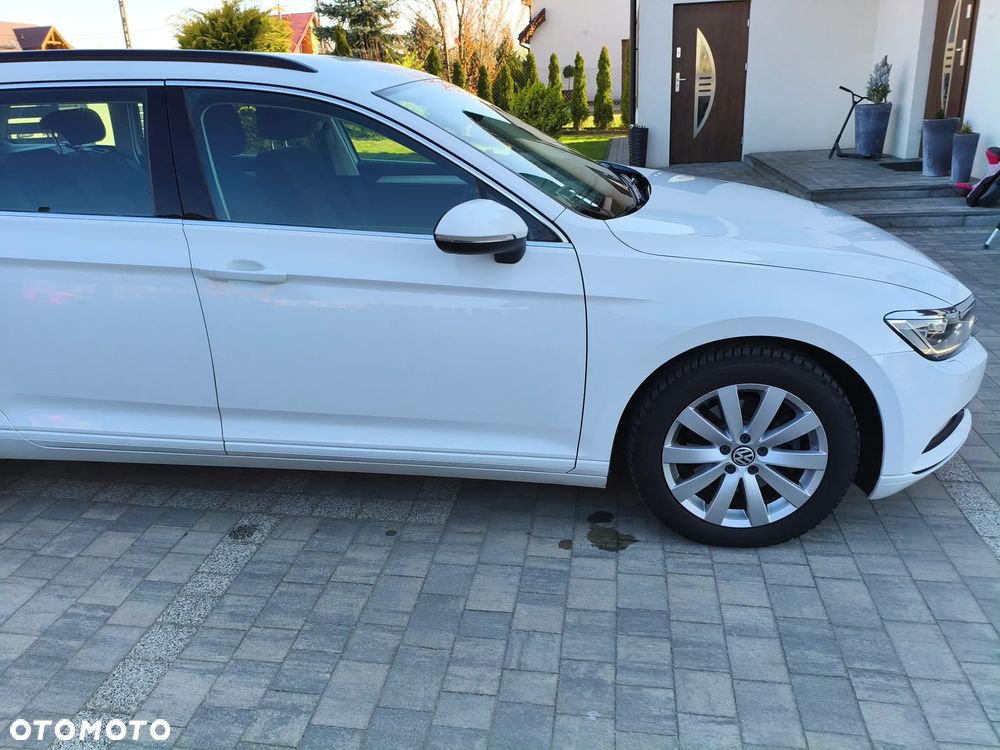 Volkswagen Passat 2.0 TDI SCR Comfortline DSG - 9