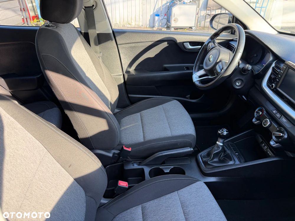 Kia Stonic 1.2 L - 16