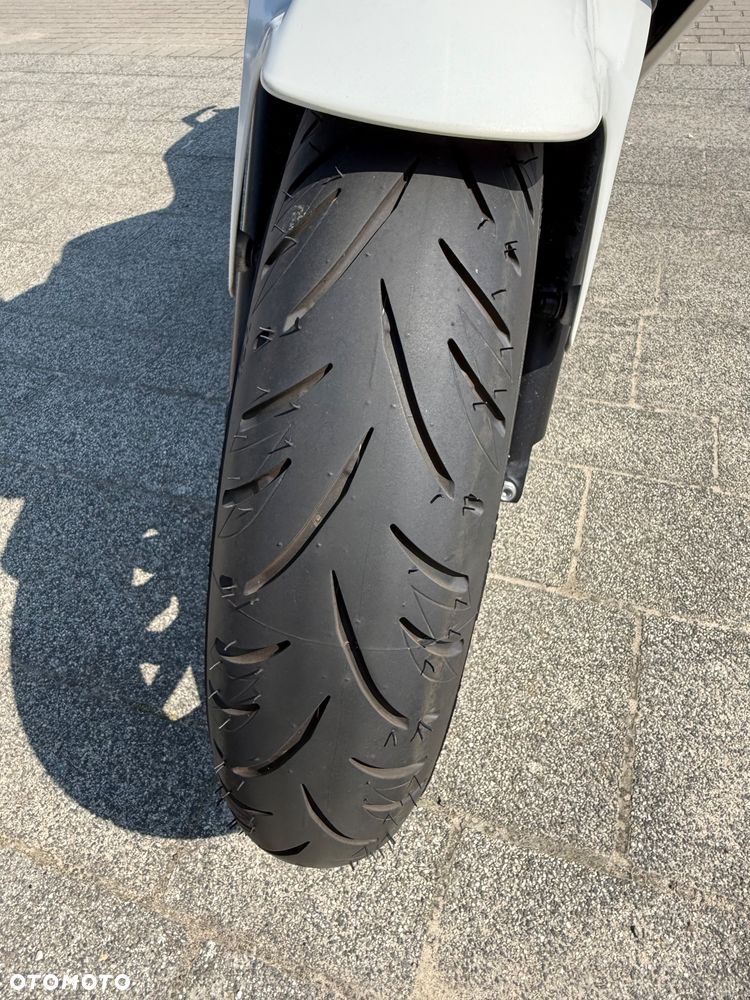 Honda CBR - 6
