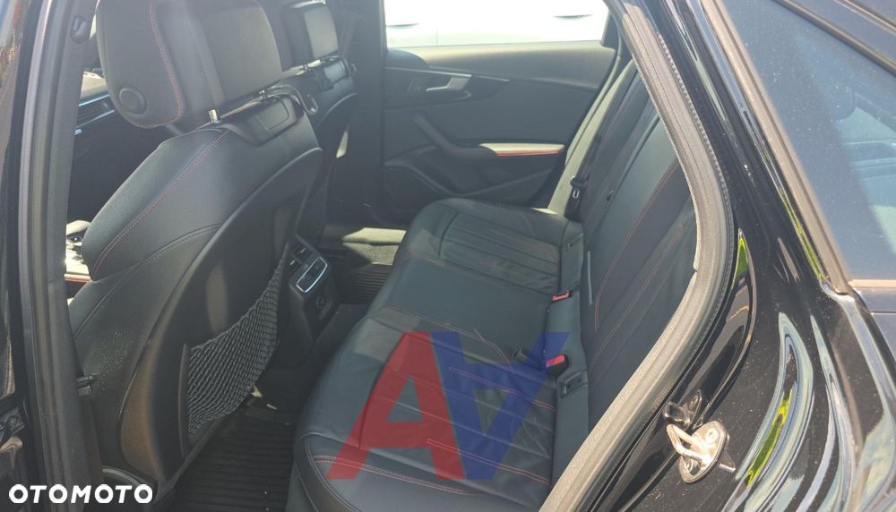 Audi A4 Limousine - 12