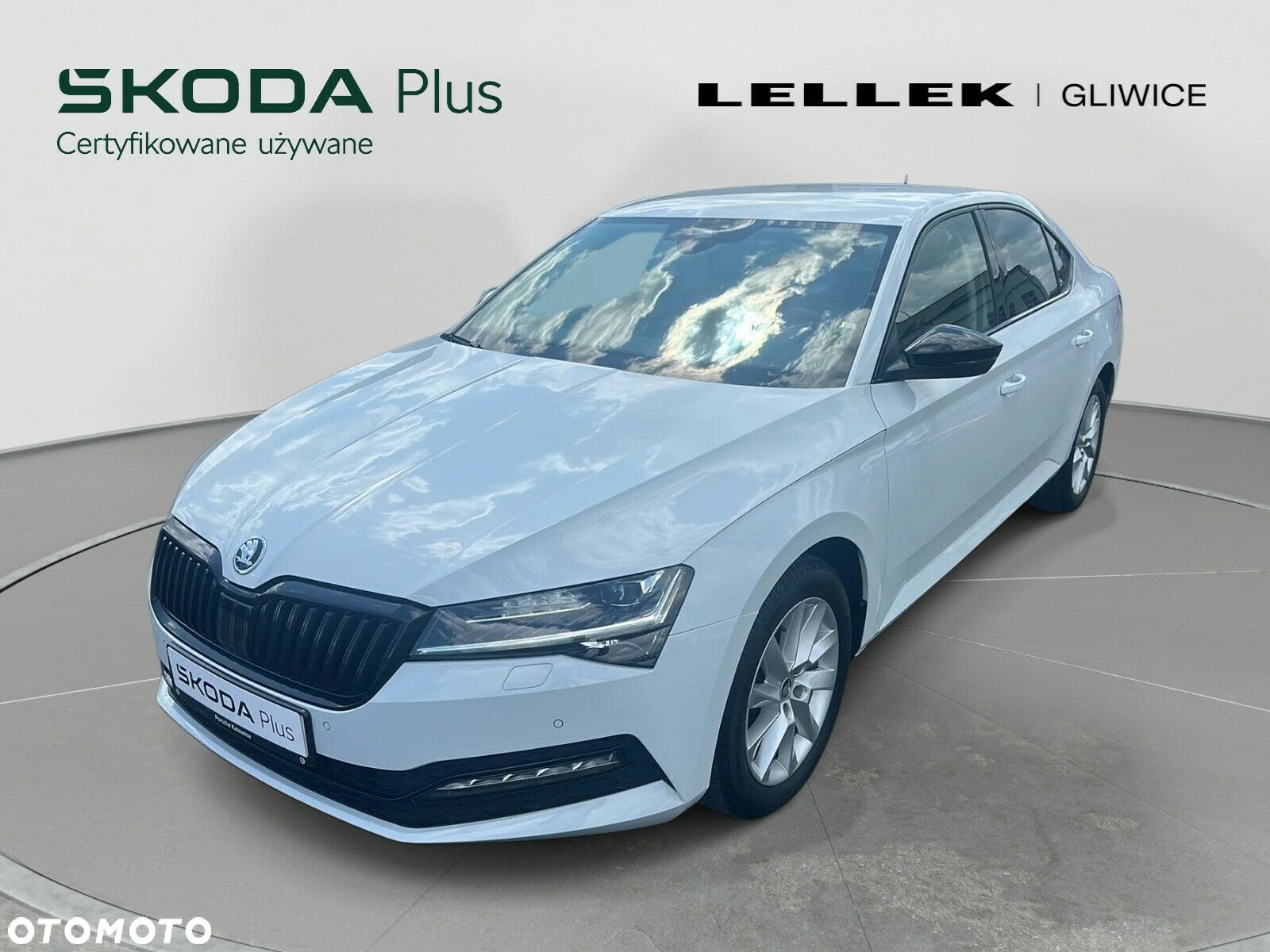 Skoda Superb 2.0 TDI SCR Style DSG - 1