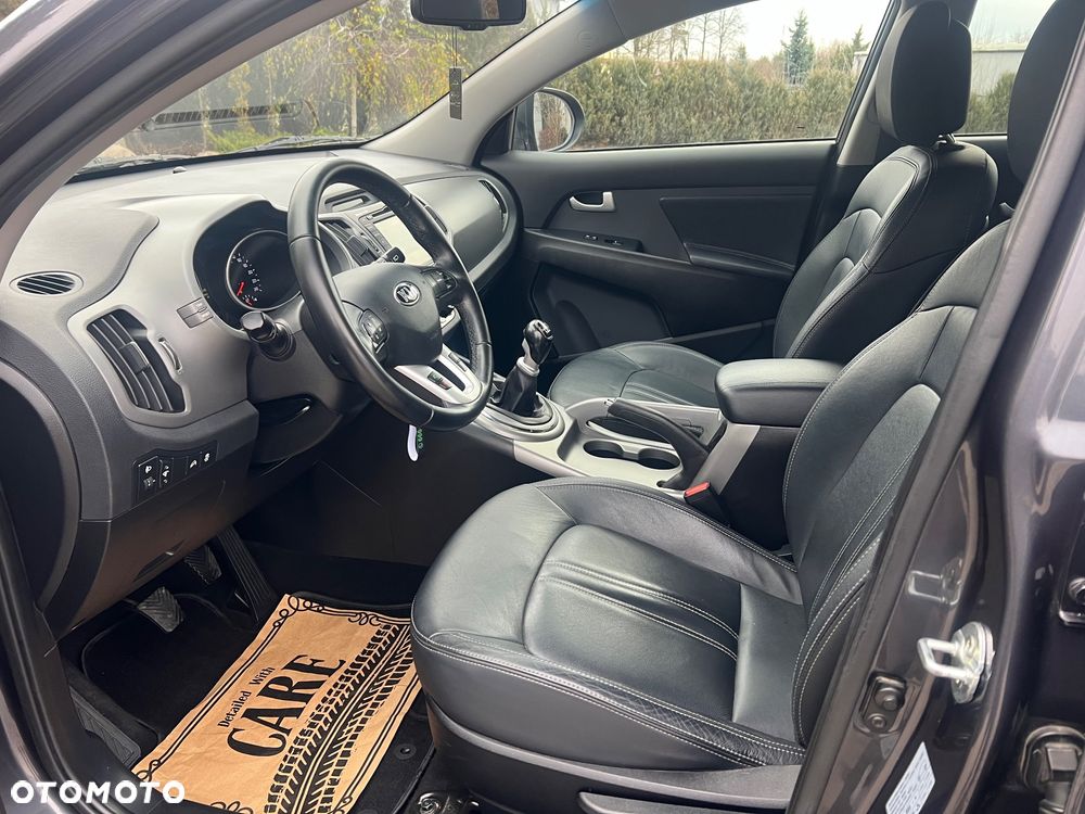 Kia Sportage 1.7 CRDI 2WD ISG Dream-Team Edition - 35