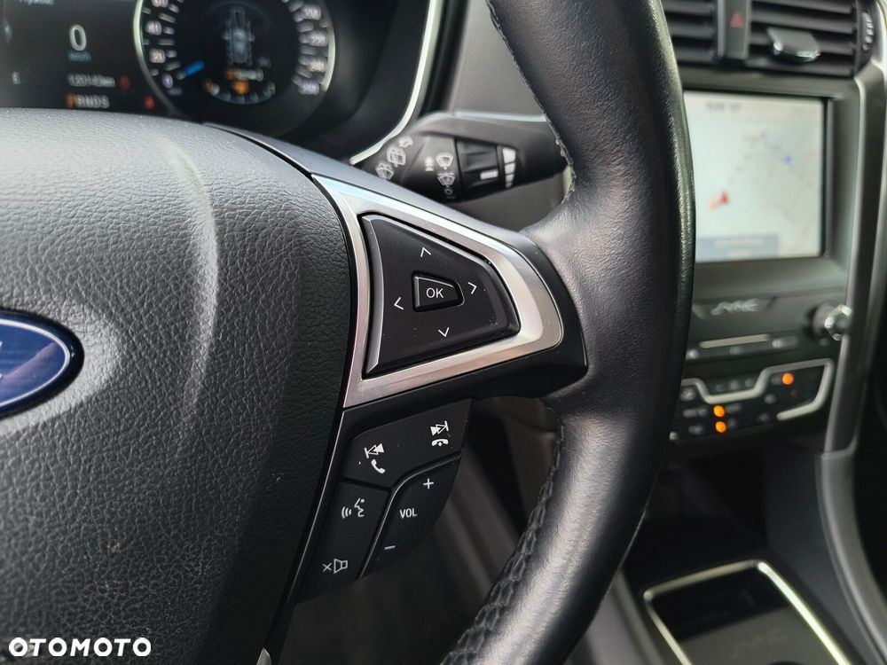 Ford Mondeo - 21