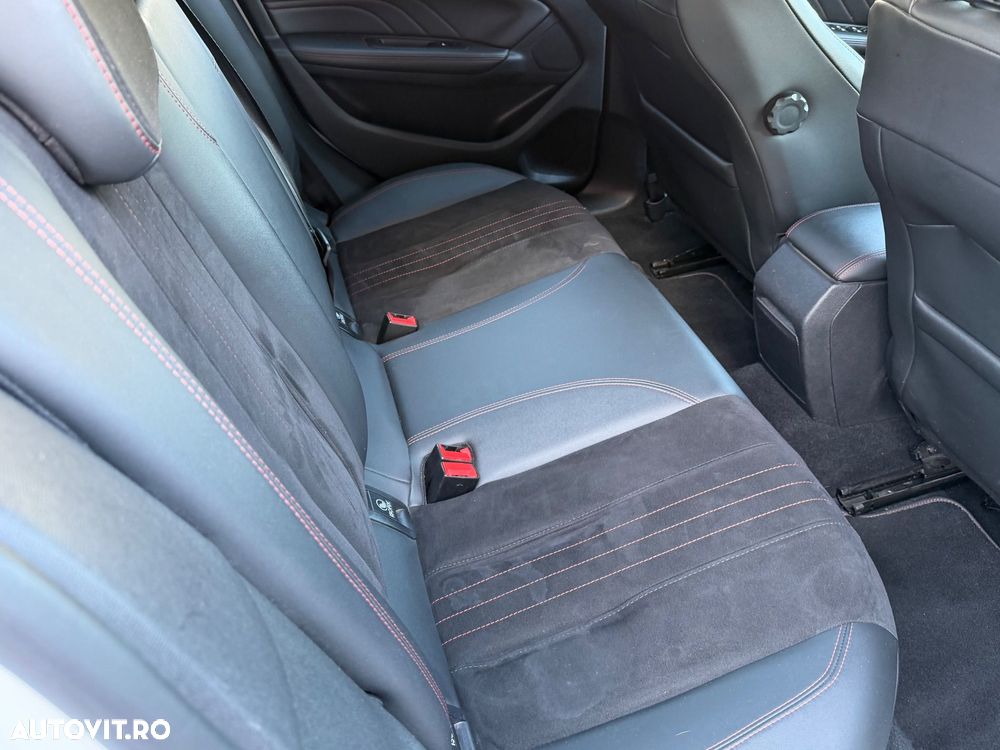 Peugeot 308 1.5L BlueHDI EAT8 GT - 24