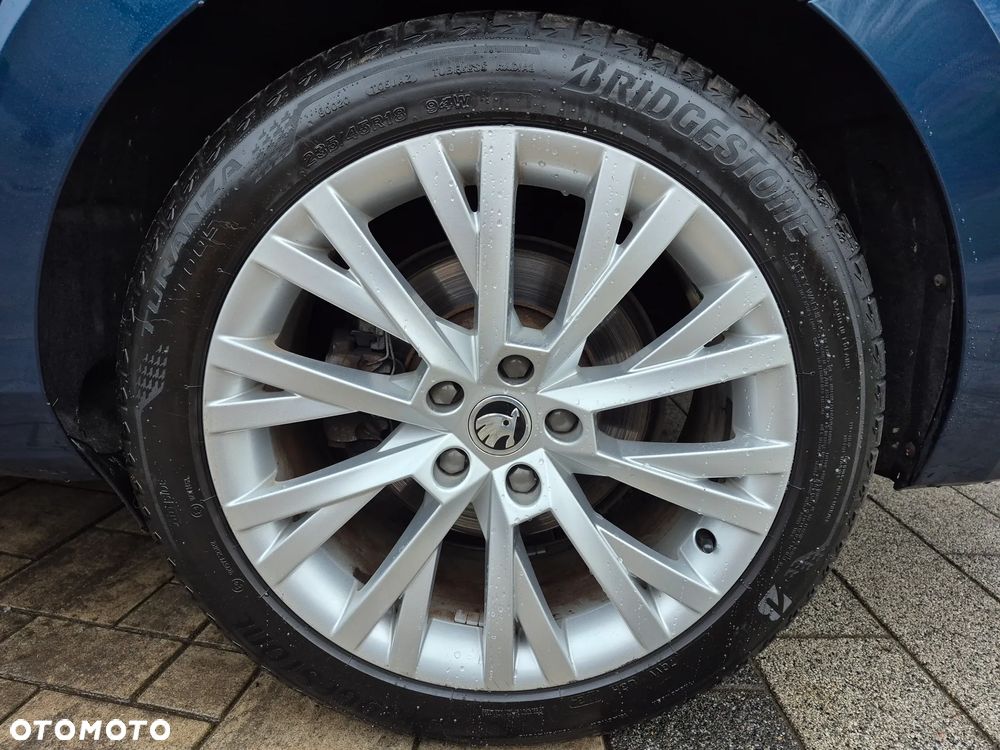 Skoda Superb 2.0 TDI SCR Style DSG - 27