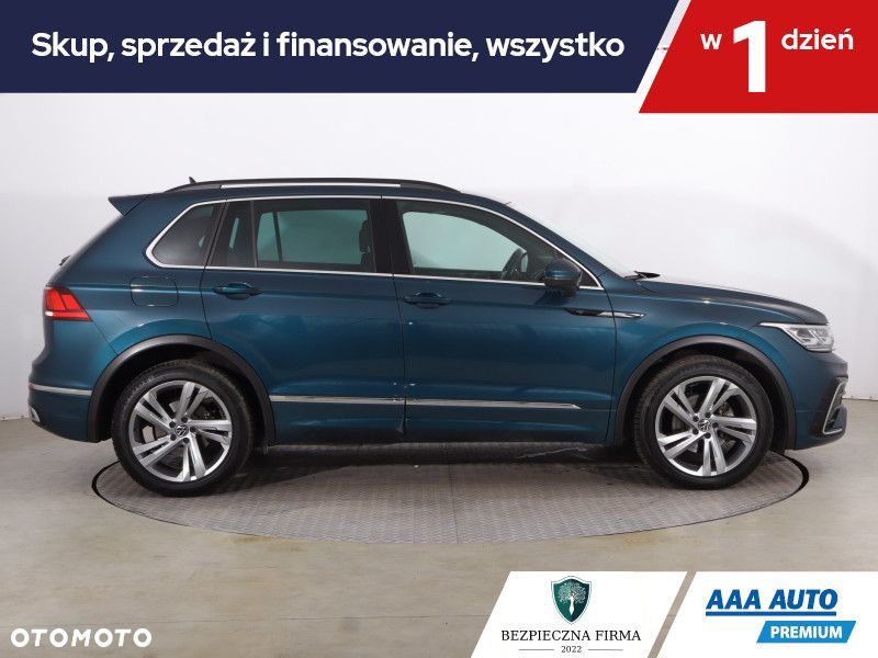 Volkswagen Tiguan - 8