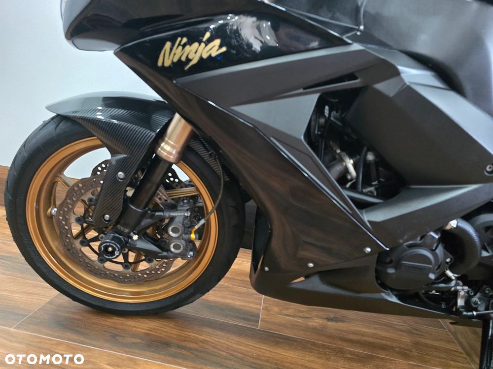 Kawasaki ZXR - 13