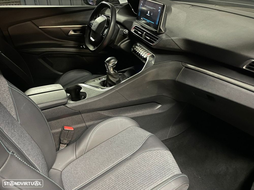 Peugeot 5008 1.2 PureTech Allure Pack - 13