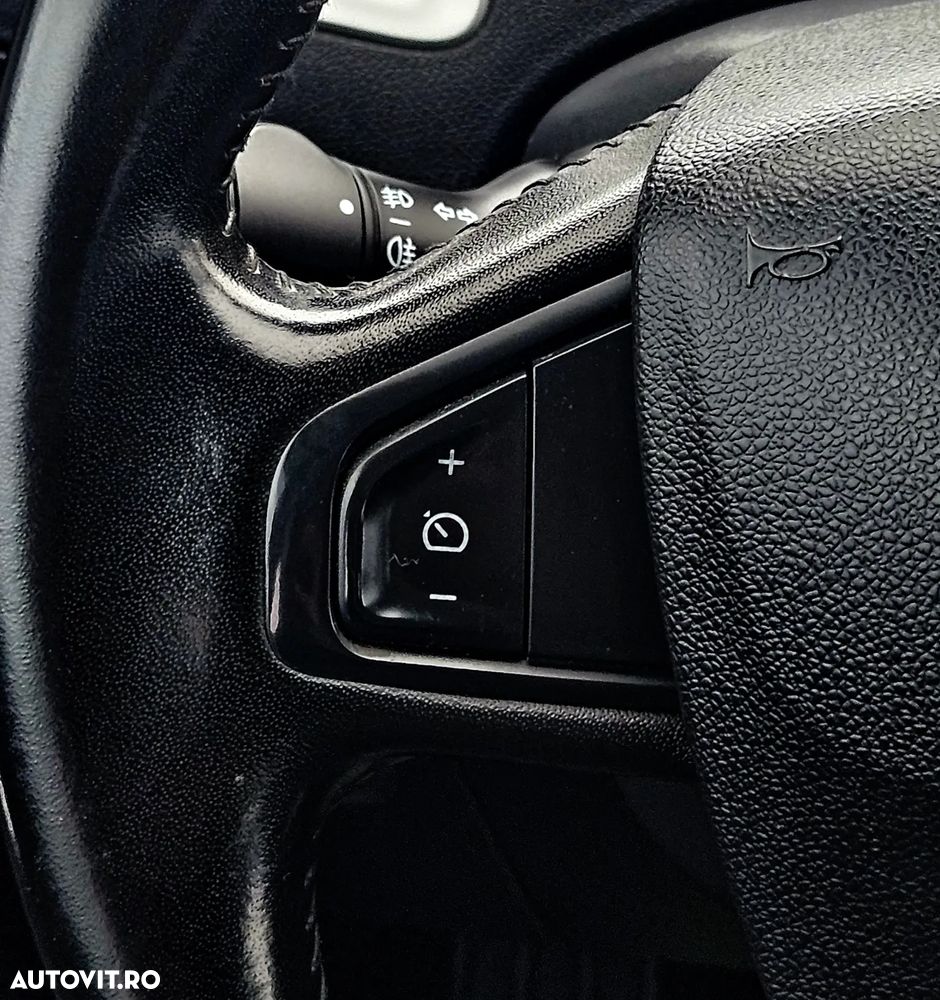 Renault Grand Scenic - 20