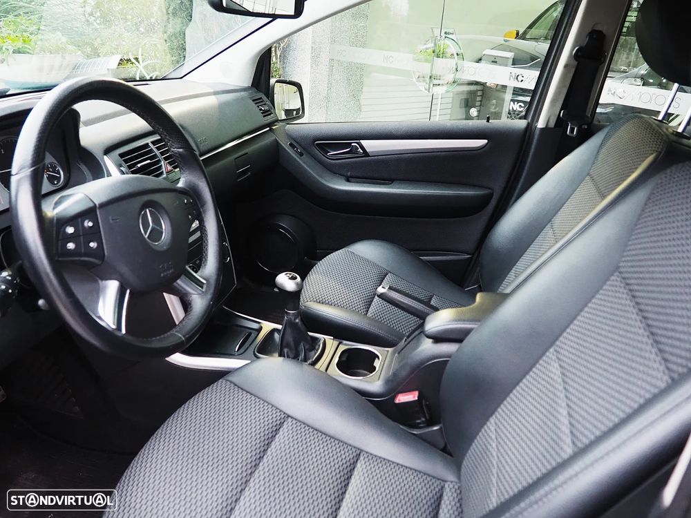 Mercedes-Benz B 180 CDI BlueEFFICIENCY EDITION 1 - 9